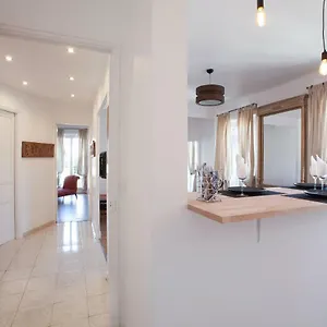 https://place-au-manege-marseille.fr-provencehotel.com
